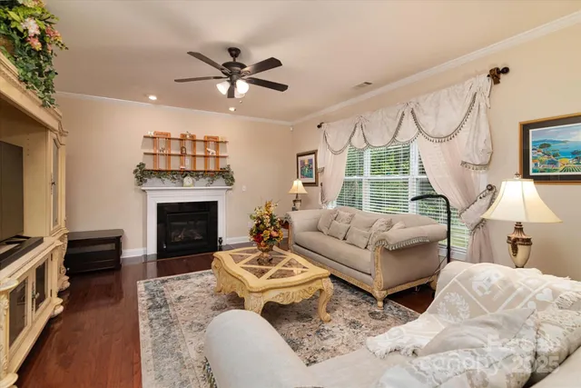 $595,900 | 318 Willow Tree Drive, Rock Hill, SC 29732