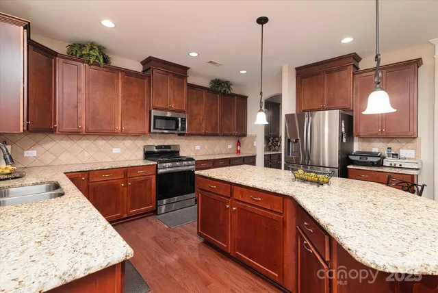 $595,900 | 318 Willow Tree Drive, Rock Hill, SC 29732