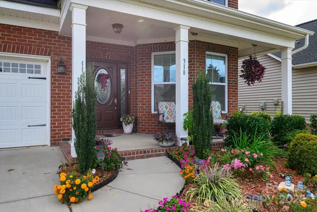 $595,900 | 318 Willow Tree Drive, Rock Hill, SC 29732