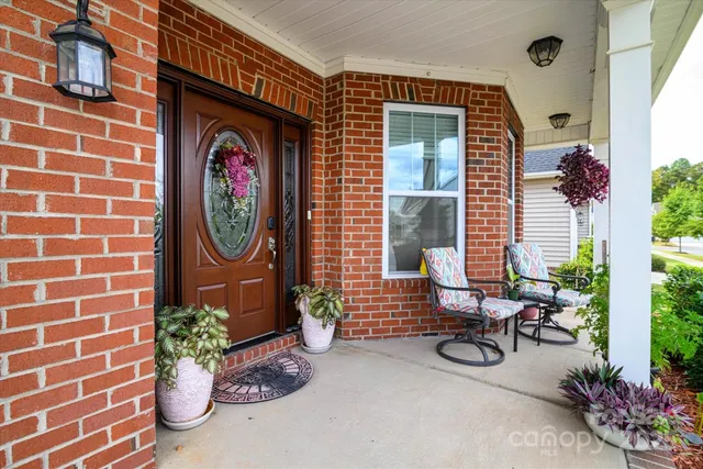 $595,900 | 318 Willow Tree Drive, Rock Hill, SC 29732