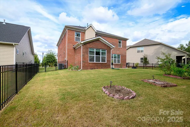 $595,900 | 318 Willow Tree Drive, Rock Hill, SC 29732