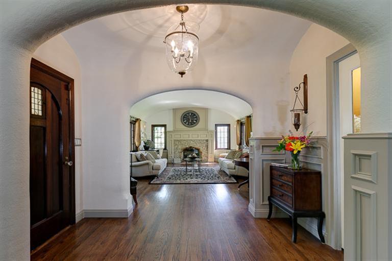 1879 Meadowbrook Road Altadena, CA 91001 - Photo 8 of 51 Additional Photo