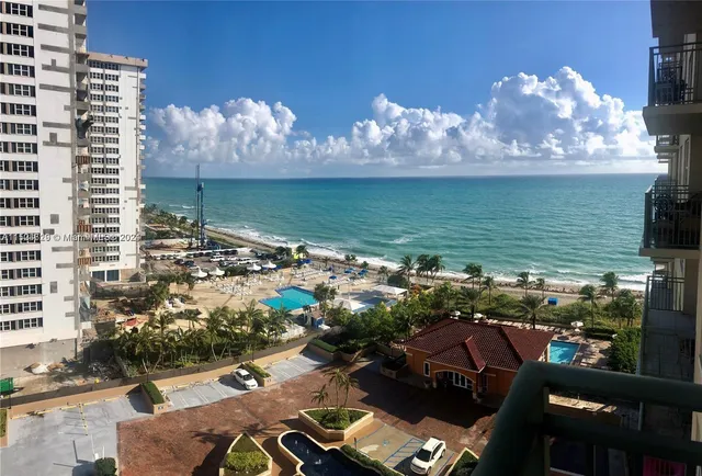 $4,900 | 2080 South Ocean Drive, Unit 1104, Hallandale Beach, FL 33009