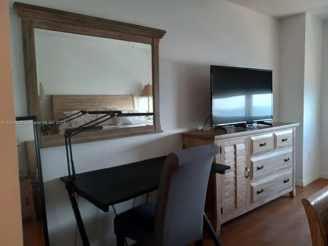 $4,900 | 2080 South Ocean Drive, Unit 1104, Hallandale Beach, FL 33009