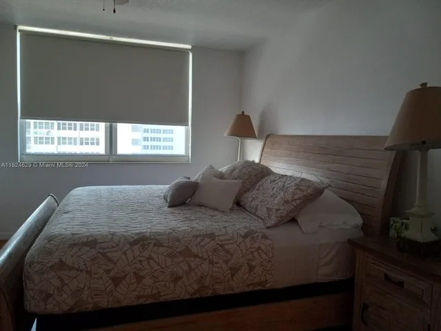 $4,900 | 2080 South Ocean Drive, Unit 1104, Hallandale Beach, FL 33009