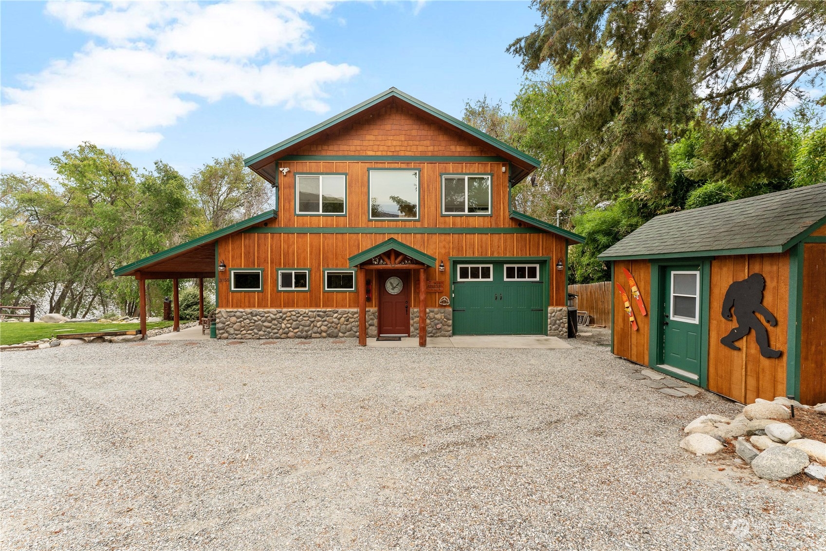 3755 Stayman Flats Road Chelan, WA 98816 - Photo 3 of 39