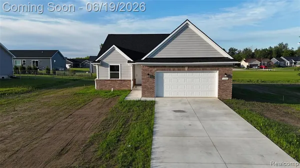$375,000 | 10206 Hunt Drive, Davison, MI 48423