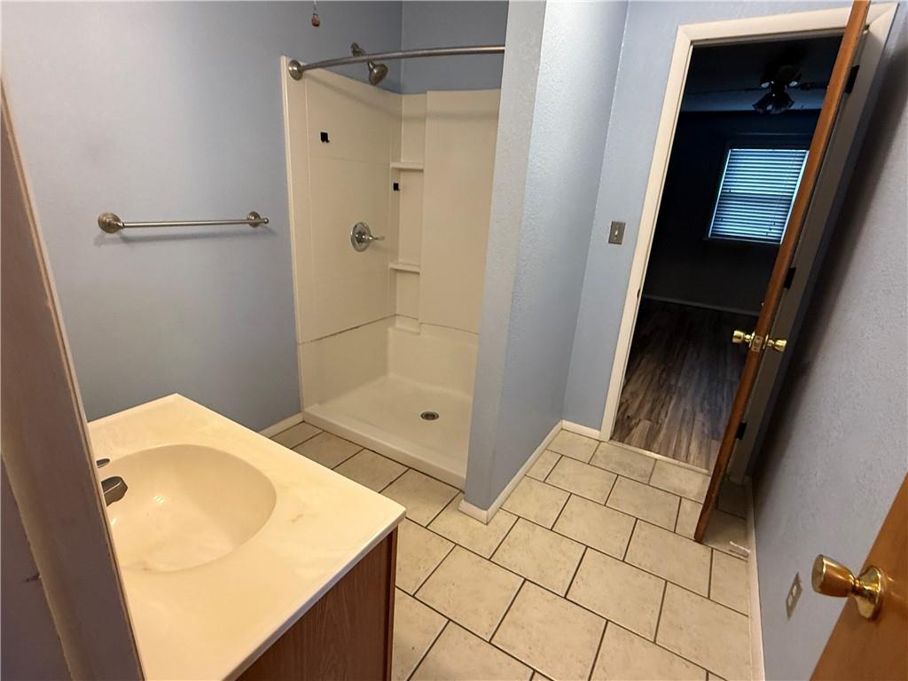 104 Warwick Road Coffeyville, KS 67337 - Photo 14 of 39