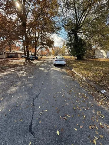 $150,000 | 104 Warwick Road, Coffeyville, KS 67337