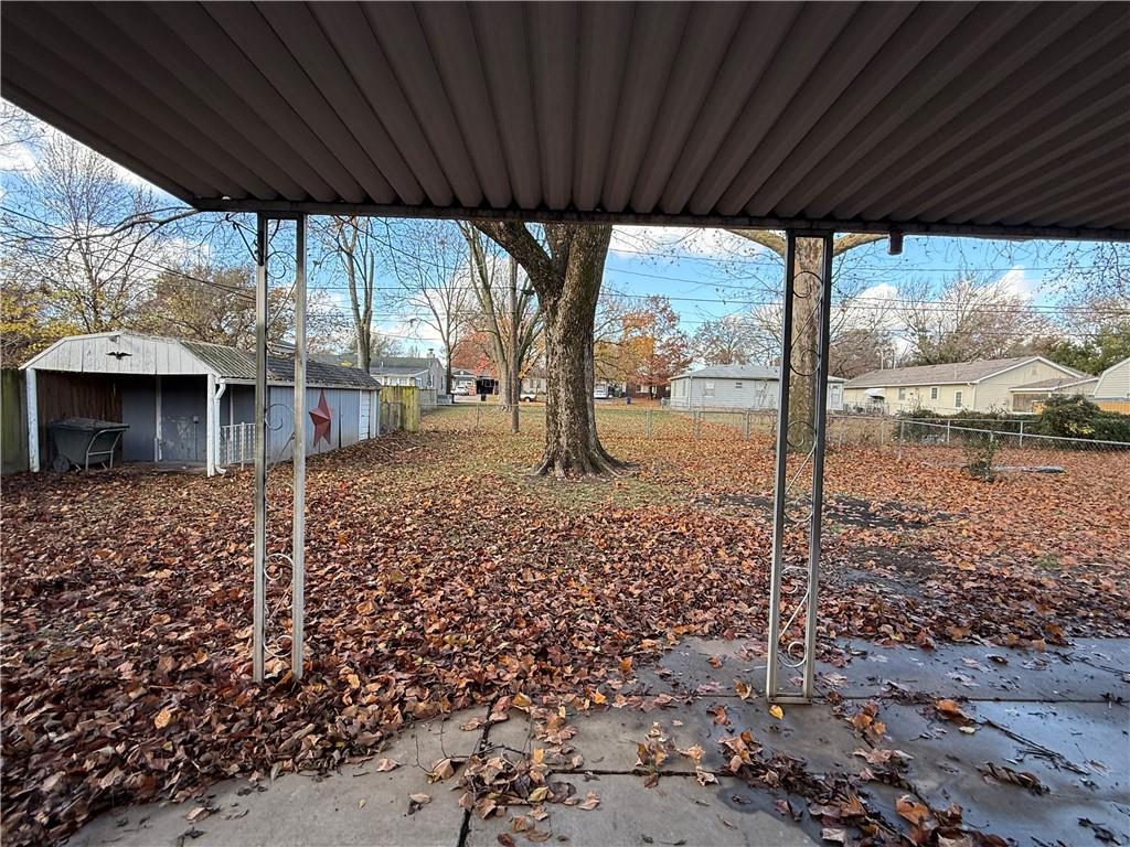 104 Warwick Road Coffeyville, KS 67337 - Photo 38 of 39