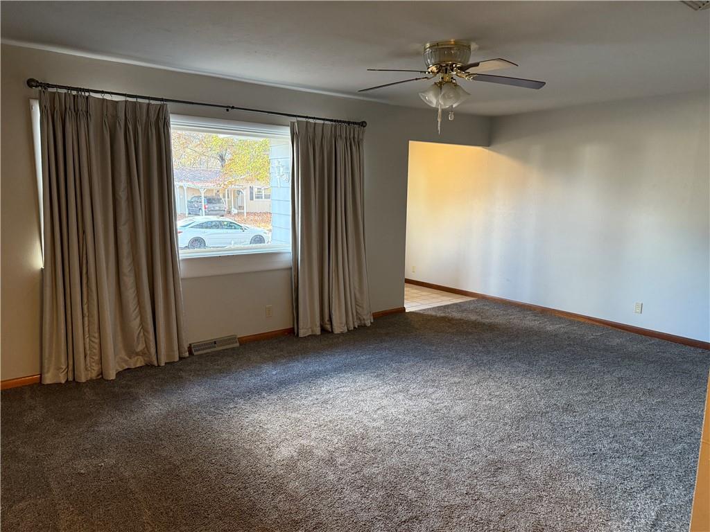 104 Warwick Road Coffeyville, KS 67337 - Photo 5 of 39