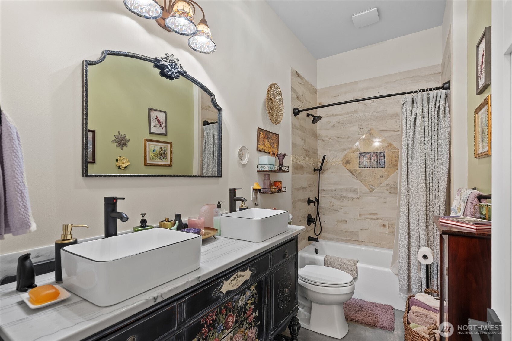1541 Pitcher Canyon Road Wenatchee, WA 98801 - Photo 27 of 40 a bathroom with a sink a toilet and shower