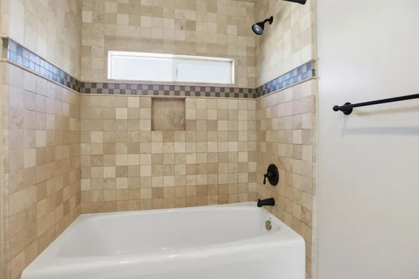 $4,800 | 400 La Casa Avenue, San Mateo, CA 94403