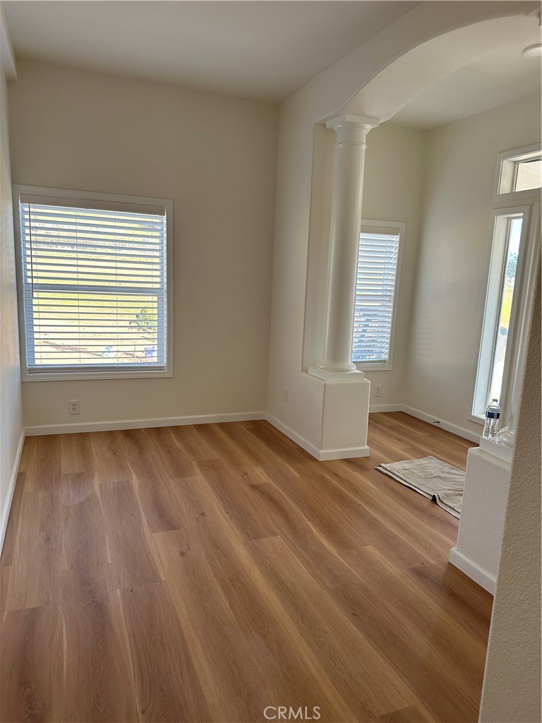 21204 Versaie Perris, CA 92570 - Photo 6 of 33 a view of an empty room and window