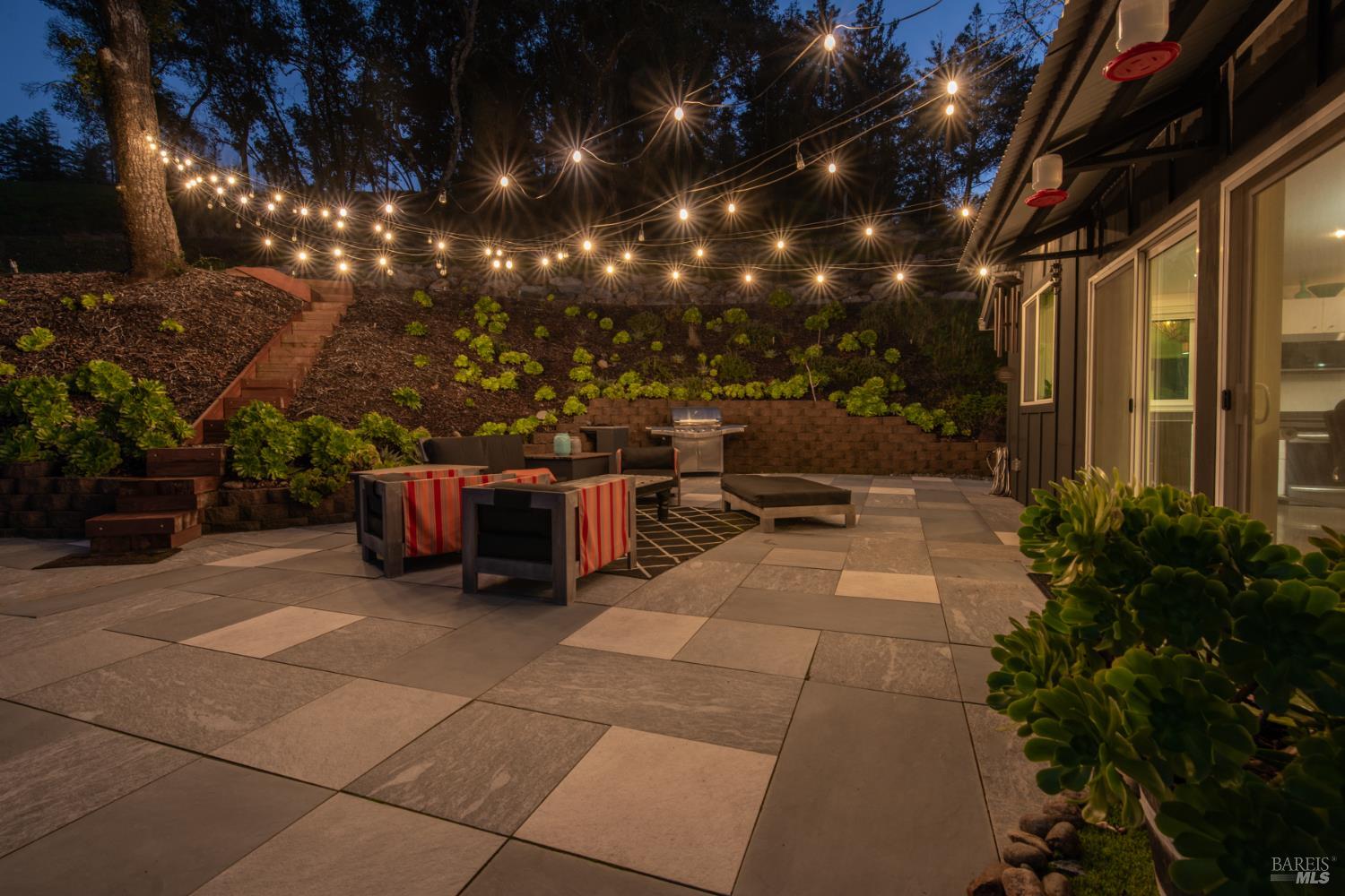 22855 Chianti Road Cloverdale, CA 95425 - Photo 29 of 76