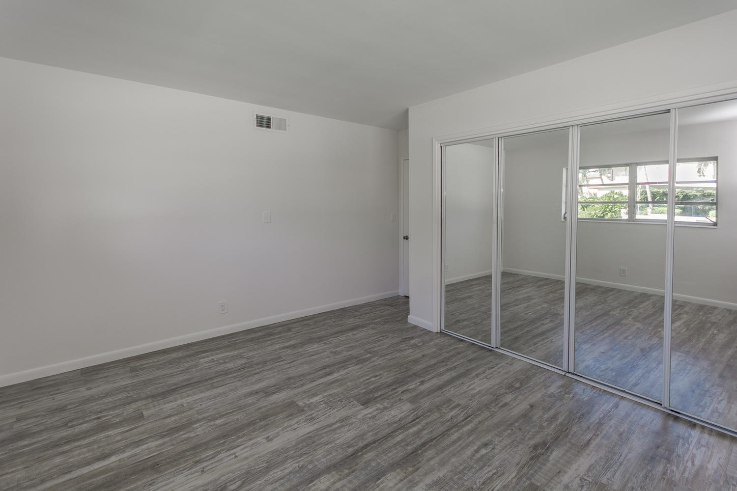 701 Harbour Drive Boca Raton, FL 33431 - Photo 16 of 22 Bedroom 2