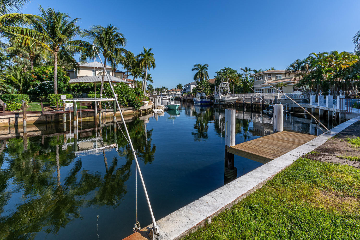 701 Harbour Drive Boca Raton, FL 33431 - Photo 3 of 22 Private Dockage