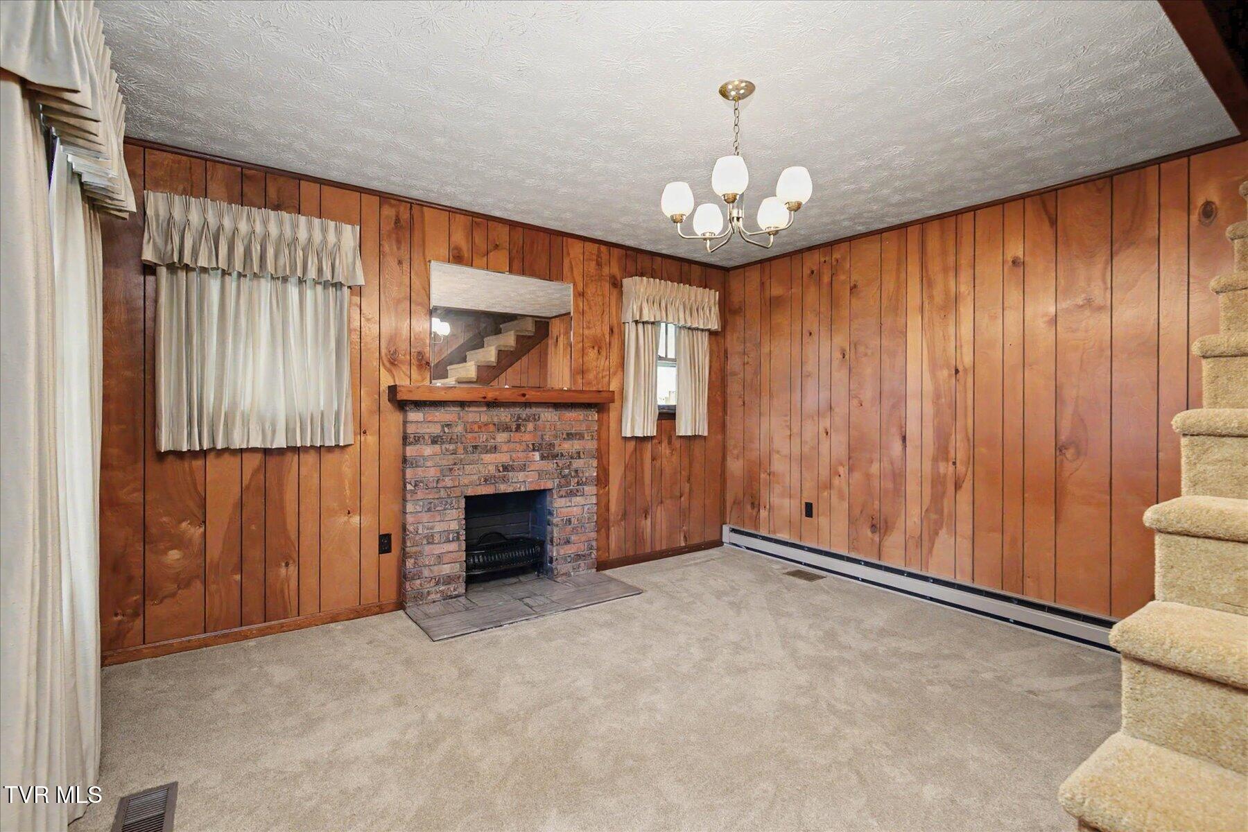 5765 Orebank Road Kingsport, TN 37664 - Photo 3 of 34 08-5765 Orebank Rd -8