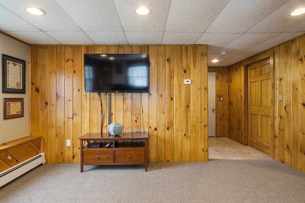 51 Coolidge Road Lynn, MA 01902 - Photo 13 of 31 Gallery Image 13