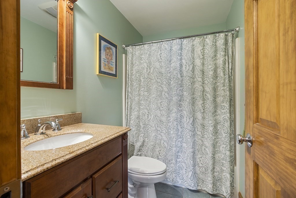 51 Coolidge Road Lynn, MA 01902 - Photo 23 of 31 Gallery Image 23