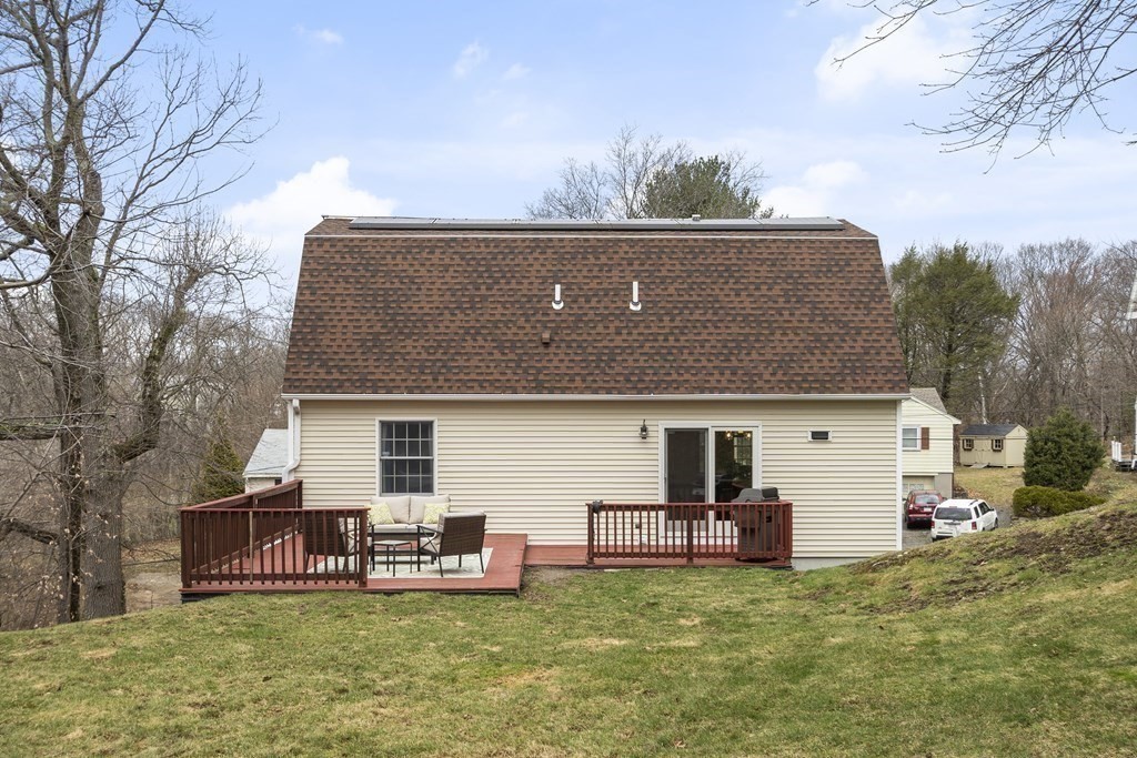 51 Coolidge Road Lynn, MA 01902 - Photo 30 of 31 Gallery Image 30