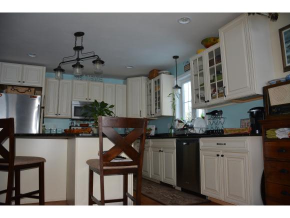 95 Saltmarsh Pond Road Gilford, NH 03249 - Photo 6 of 30 Gallery Image 6