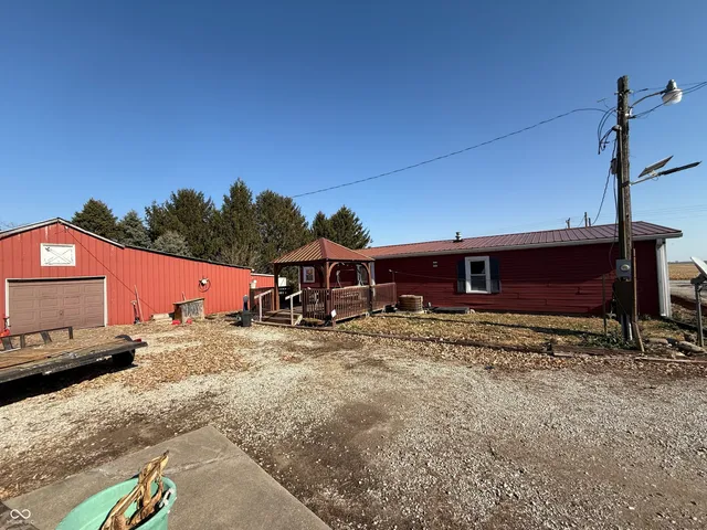 $165,000 | 15079 North 100th Street West, Covington, IN 47932