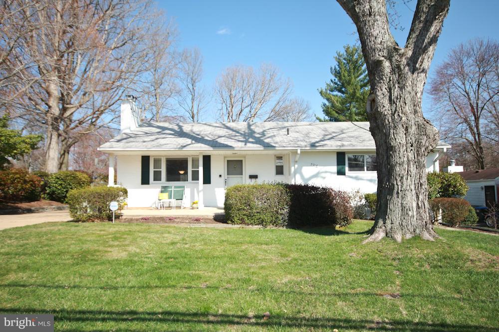 5216 Ferndale Street Springfield, VA 22151 - Photo 2 of 29 Exterior (Front)
