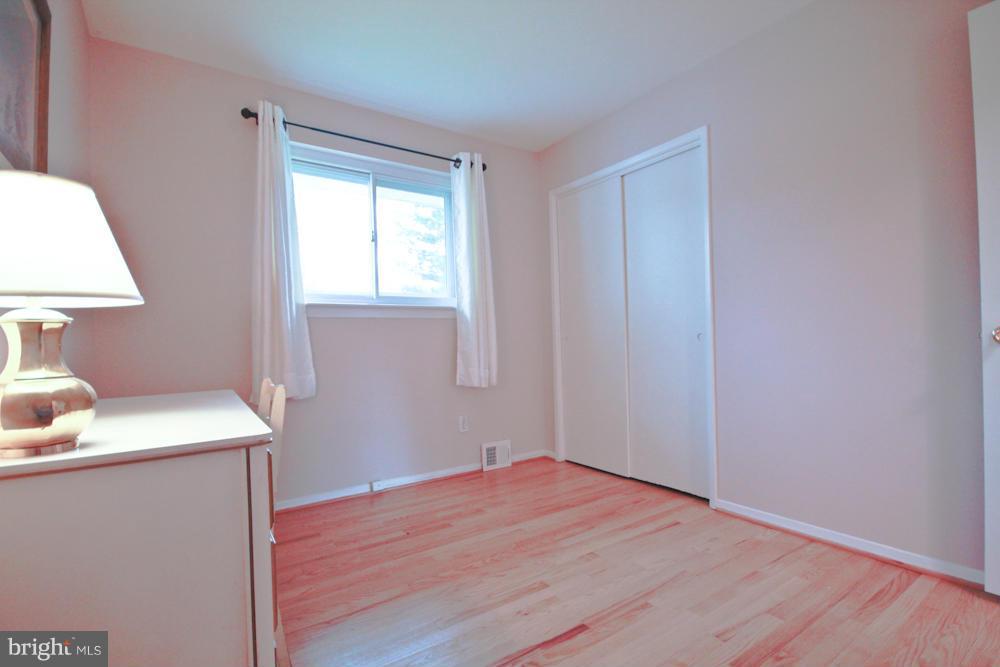 5216 Ferndale Street Springfield, VA 22151 - Photo 18 of 29 Bedroom
