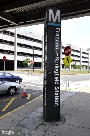 $2,100 | 6939 Mary Caroline Circle, Unit E, Alexandria, VA 22310