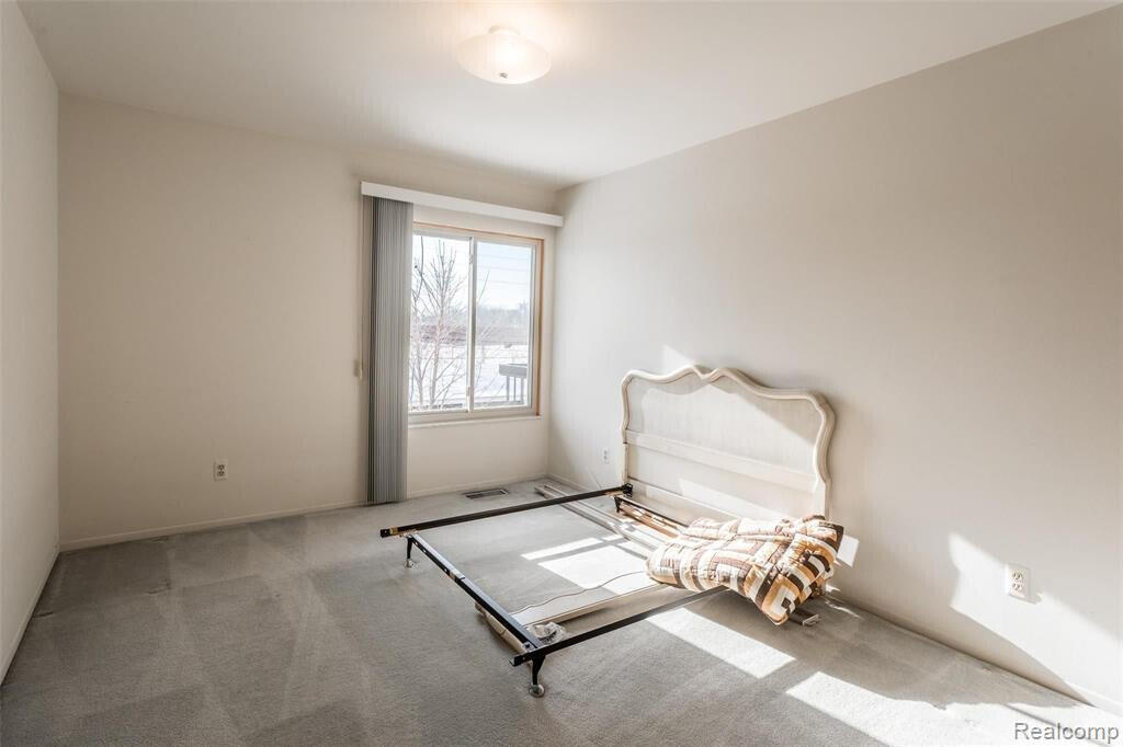1997 Klingensmith Road, Unit 55 Bloomfield Hills, MI 48302 - Photo 13 of 17 20230505235657269649000000-o Bedroom 2
