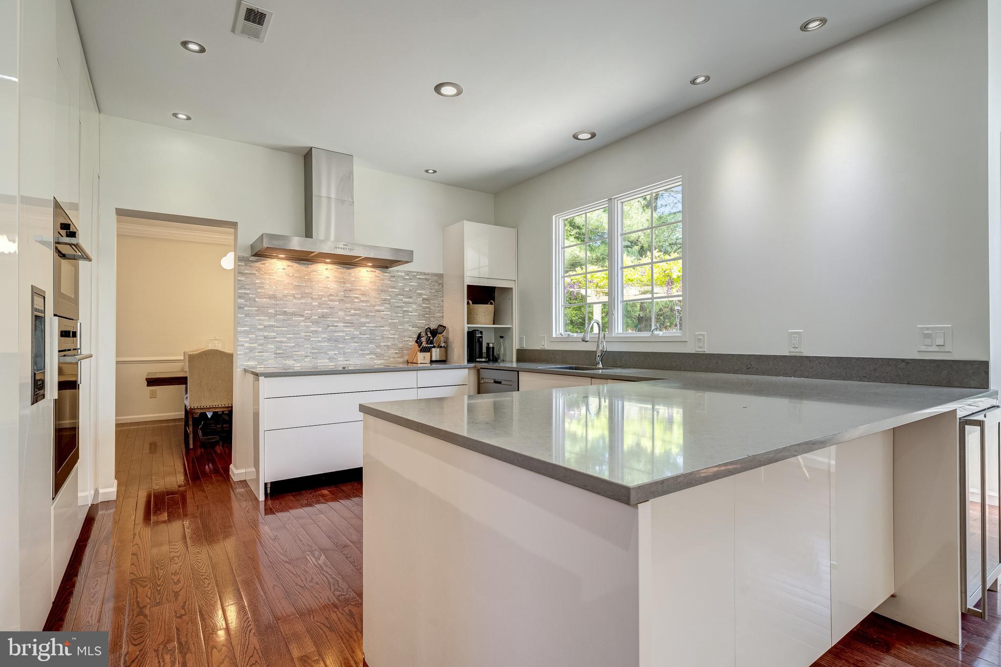 1309 Stable Farm Court Reston, VA 20194 - Photo 14 of 39 .