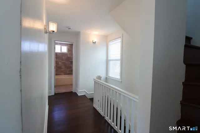 $2,650 | 10 Park Street, New London, CT 06320