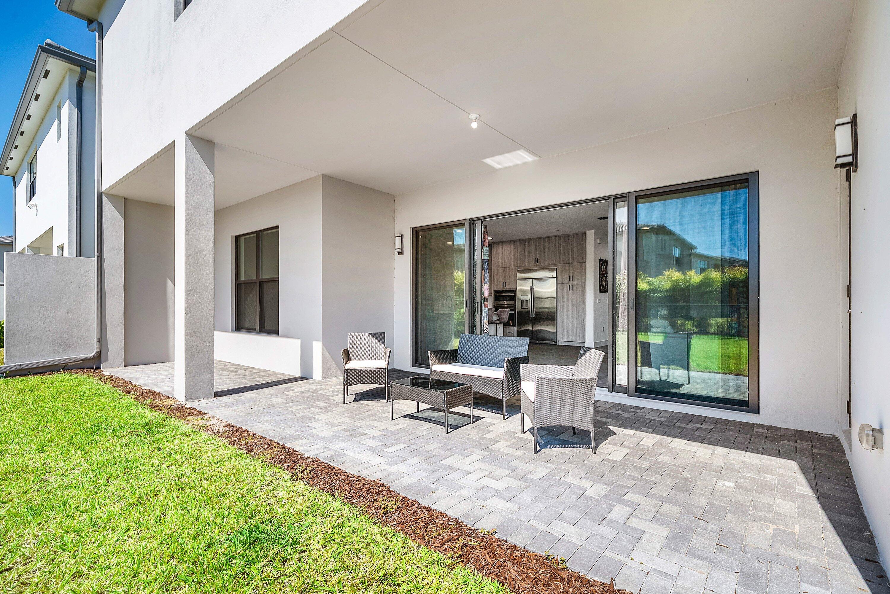 8260 Royal County Down Road Boca Raton, FL 33434 - Photo 55 of 115 053-8260RoyalCountyDownRoad-BocaRaton-FL