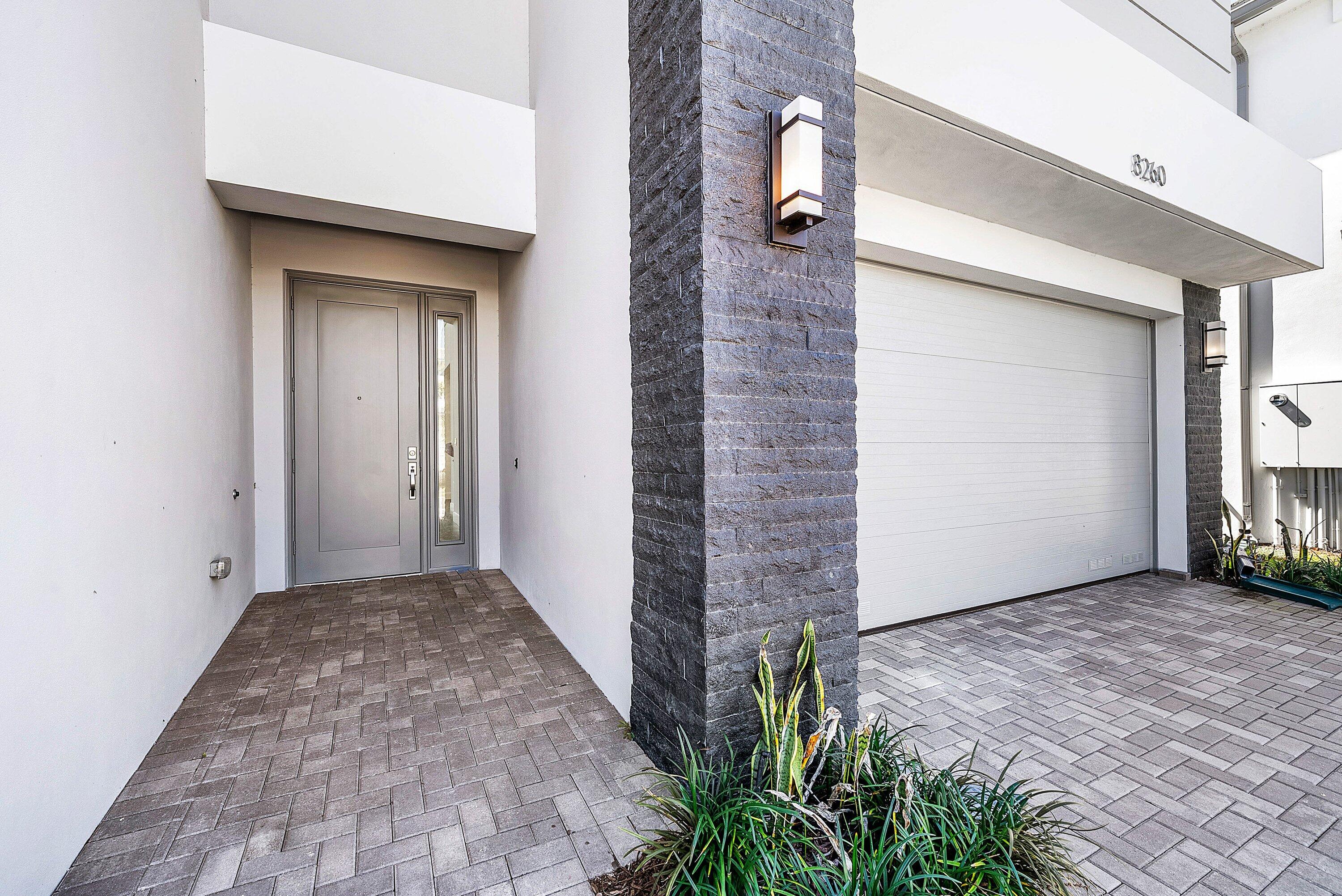 8260 Royal County Down Road Boca Raton, FL 33434 - Photo 7 of 115 005-8260RoyalCountyDownRoad-BocaRaton-FL