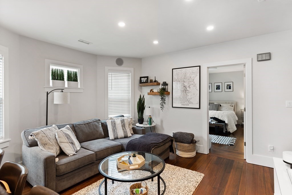 351 Centre Street, Unit 2 Boston, MA 02122 - Photo 2 of 19