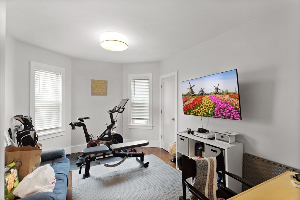 351 Centre Street, Unit 2 Boston, MA 02122 - Photo 5 of 19