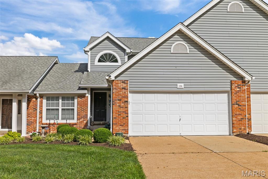 134 Holloway Road Ballwin, MO 63011 - Photo 1 of 31