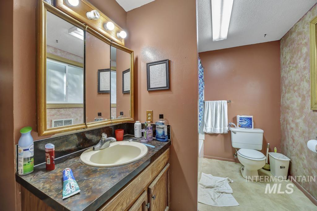 111 2nd Street Rupert, ID 83350 - Photo 14 of 34