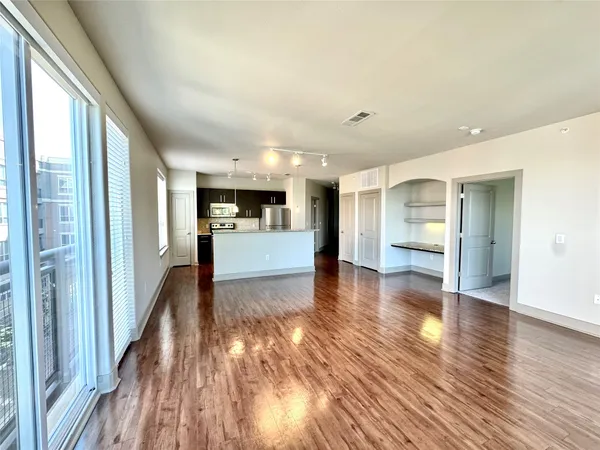 $1,860 | 1340 West Gray Street, Unit 220, Houston, TX 77019