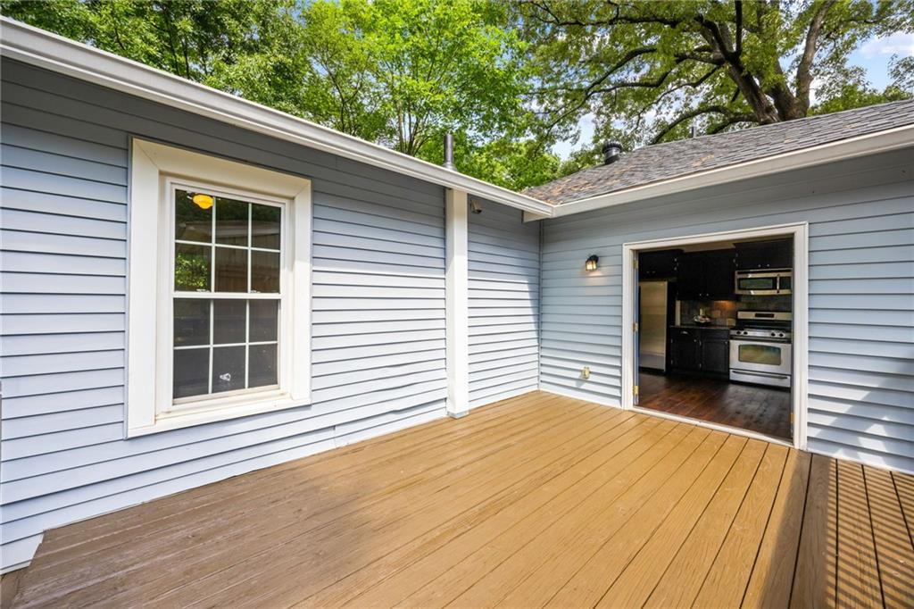 2469 Forrest Avenue Northwest Atlanta, GA 30318 - Photo 23 of 29