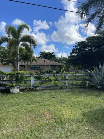 $4,500 | 8251 Bowie Way, Lake Worth, FL 33467