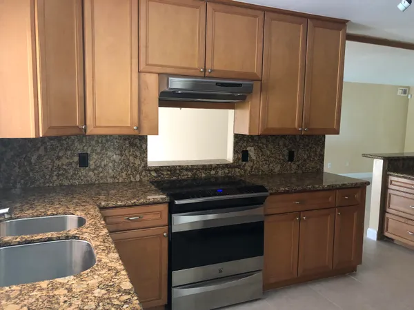 $4,500 | 8251 Bowie Way, Lake Worth, FL 33467