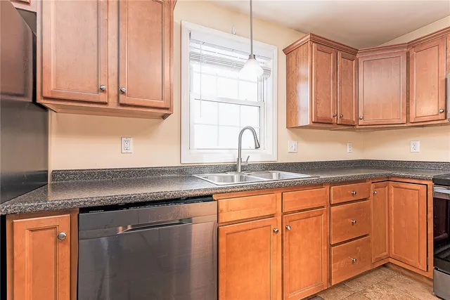 $381,714 | 10 Josephine Drive, Unit 2D, Charlestown, RI 02813