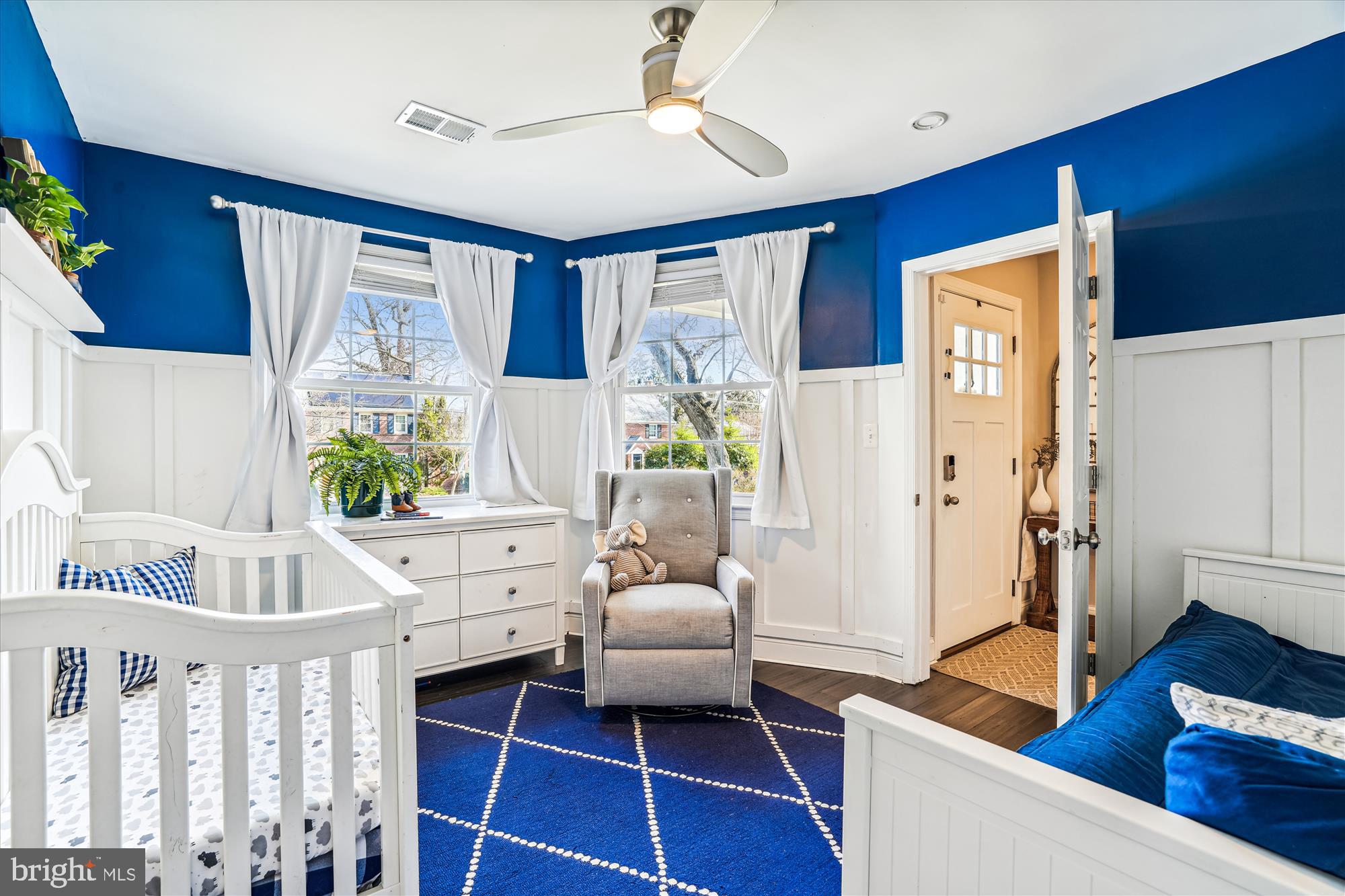 10206 Sutherland Road Silver Spring, MD 20901 - Photo 26 of 74 Bedroom #3 with en suite bathroom