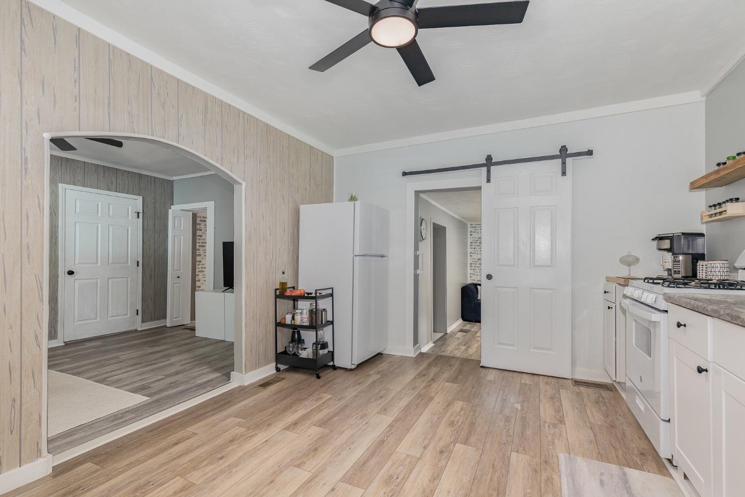 308 North Walnut Street Rising Sun, IN 47040 - Photo 16 of 47