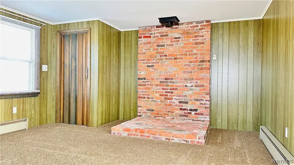 $1,900 | 954 Brighton Road, Tonawanda, NY 14150