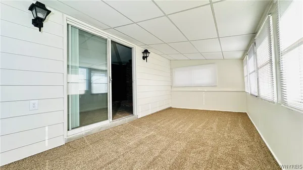 $1,900 | 954 Brighton Road, Tonawanda, NY 14150