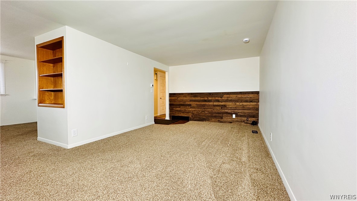 954 Brighton Road Tonawanda, NY 14150 - Photo 5 of 42