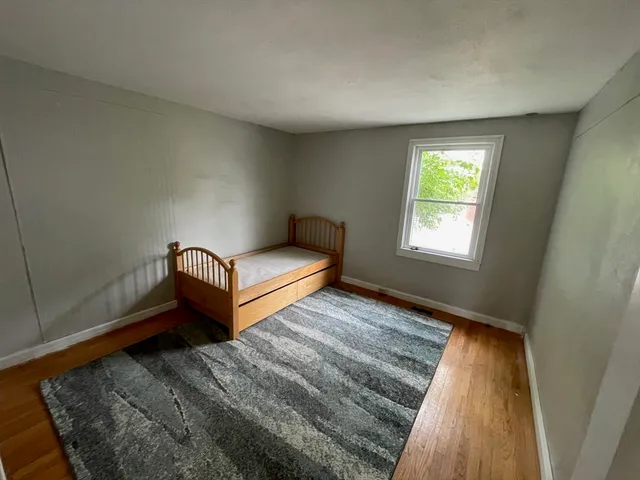 $2,900 | 5 Barber Street, Springfield, MA 01109